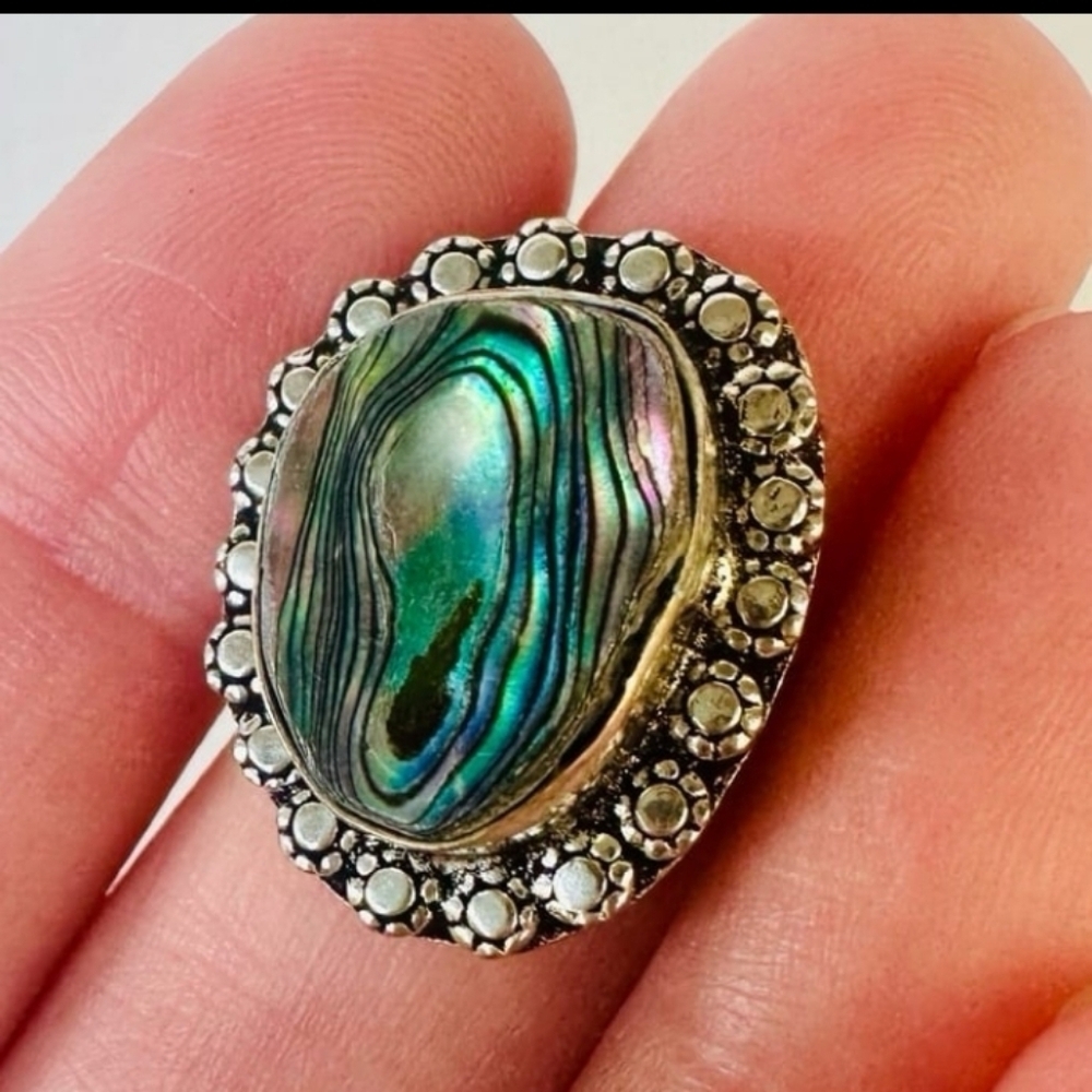Sterling Silver Green Abalone Ring - Picture 4 of 10